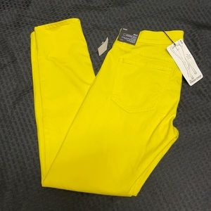 GAP Bright Yellow Legging Fresh Crop Jeans 26/ 2r